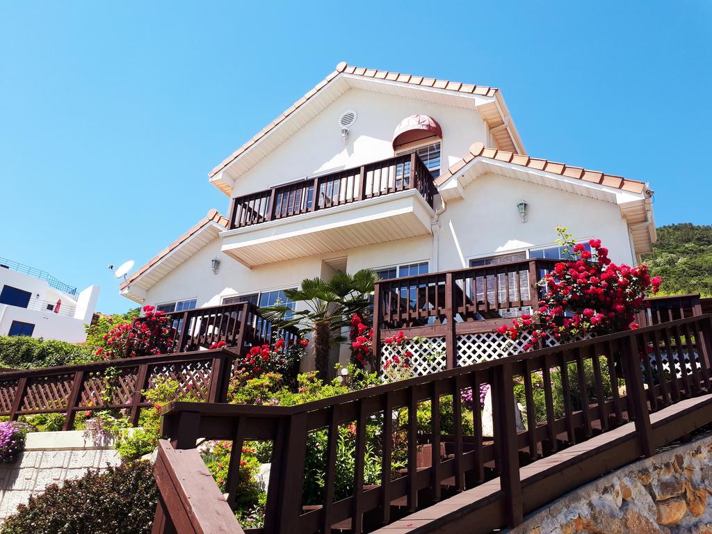 Namhae Bluemare Pension المظهر الخارجي الصورة